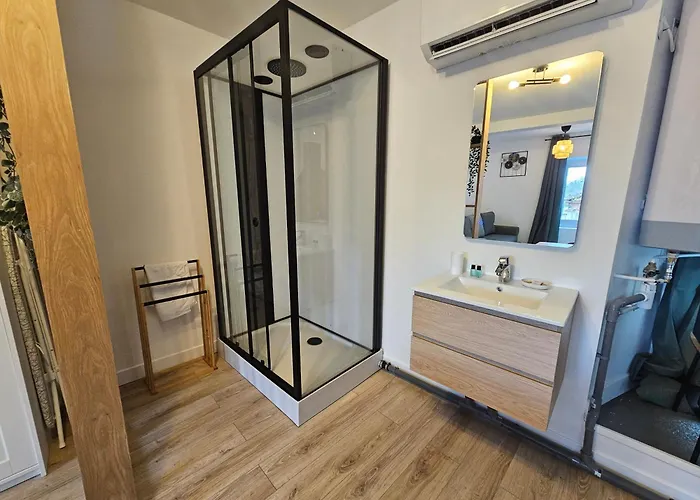 Le Beout - - Halles لورد