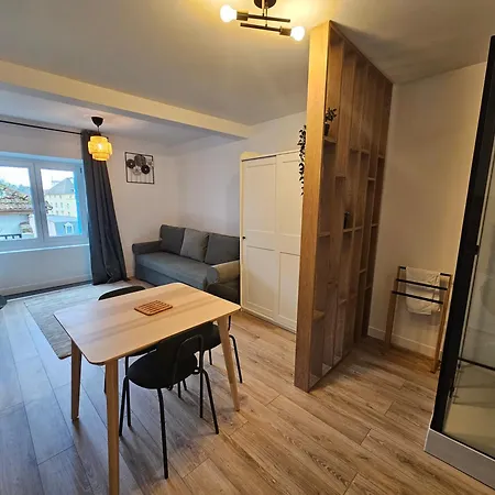 Le Beout - - Halles Apartment *