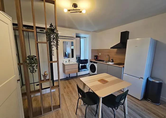 Apartment Le Beout - - Halles